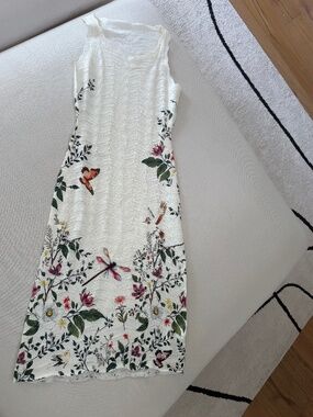 A Breathe of Fresh Air- White Sleeveless Dress